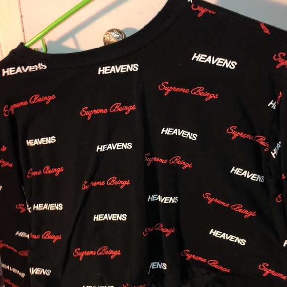 Selling this forever 21 cropped long sleeve. - Picture 3 of 3